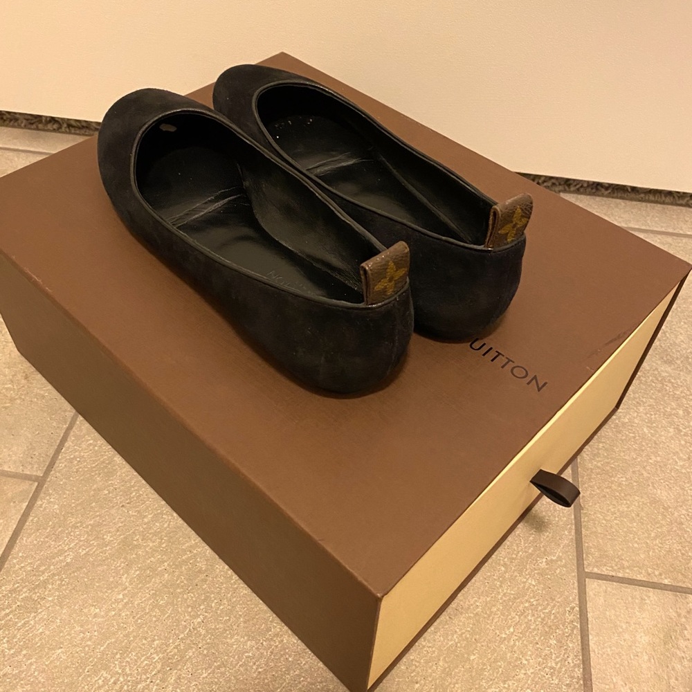 Louis Vuitton flats